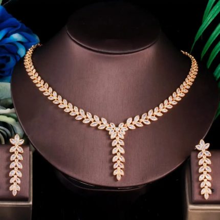 TOYO - Elegant Leaf CZ Jewelry Set